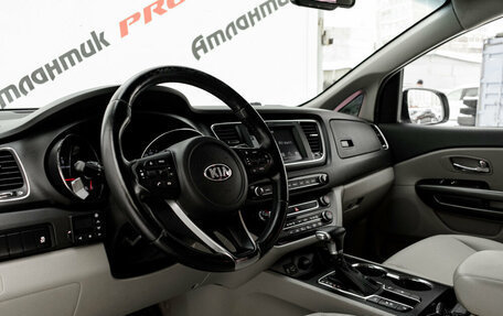 KIA Carnival III, 2018 год, 3 080 000 рублей, 12 фотография