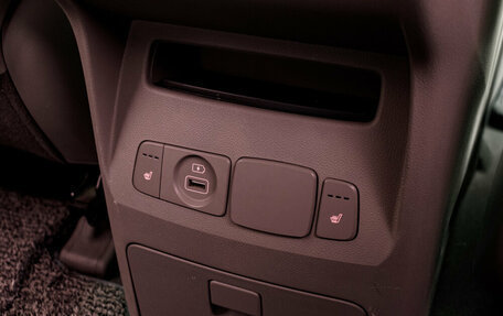 KIA Carnival III, 2018 год, 3 080 000 рублей, 31 фотография