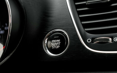 KIA Carnival III, 2018 год, 3 080 000 рублей, 33 фотография