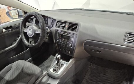 Volkswagen Jetta VI, 2014 год, 1 030 000 рублей, 12 фотография