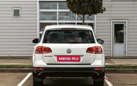 Volkswagen Touareg III, 2014 год, 1 995 000 рублей, 5 фотография