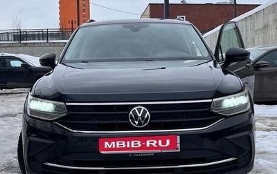 Volkswagen Tiguan II, 2021 год, 2 300 000 рублей, 1 фотография