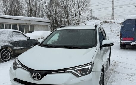 Toyota RAV4, 2019 год, 2 400 000 рублей, 1 фотография