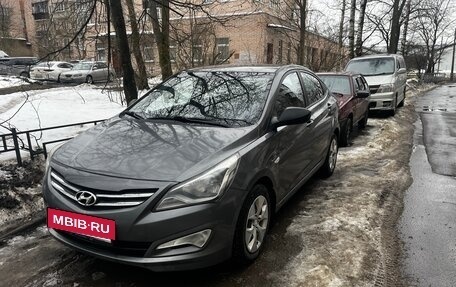 Hyundai Solaris II рестайлинг, 2014 год, 790 000 рублей, 2 фотография