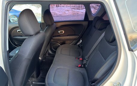 KIA Soul II рестайлинг, 2014 год, 1 390 000 рублей, 17 фотография