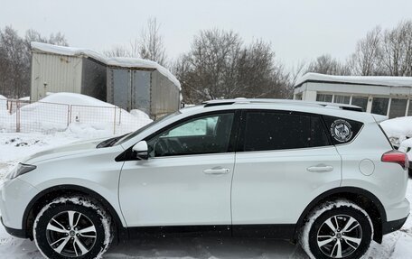 Toyota RAV4, 2019 год, 2 400 000 рублей, 4 фотография