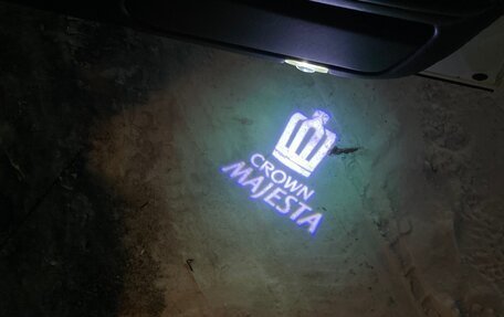 Toyota Crown Majesta, 2002 год, 650 000 рублей, 7 фотография