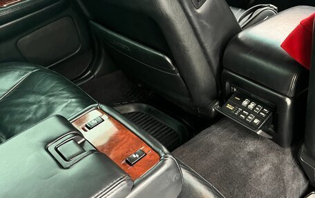 Toyota Crown Majesta, 2002 год, 650 000 рублей, 32 фотография