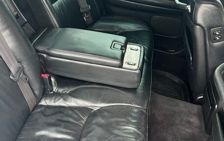 Toyota Crown Majesta, 2002 год, 650 000 рублей, 34 фотография