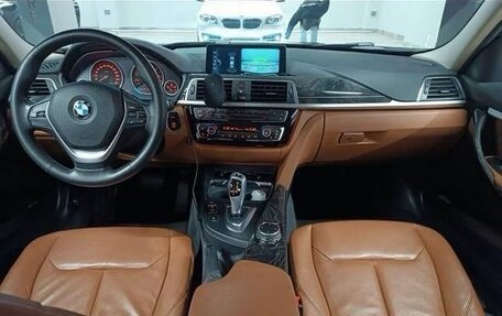 BMW 3 серия, 2016 год, 2 350 000 рублей, 9 фотография