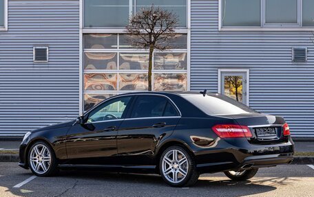 Mercedes-Benz E-Класс, 2012 год, 1 495 000 рублей, 4 фотография