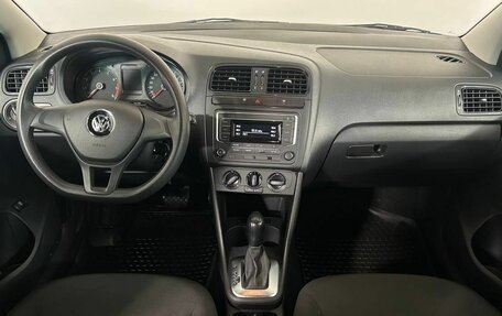 Volkswagen Polo VI (EU Market), 2016 год, 1 300 000 рублей, 11 фотография