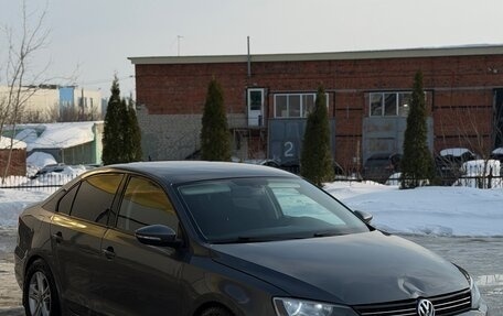 Volkswagen Jetta VI, 2011 год, 675 000 рублей, 4 фотография