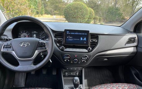 Hyundai Solaris II рестайлинг, 2022 год, 1 870 000 рублей, 11 фотография