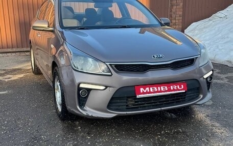 KIA Rio IV, 2018 год, 1 150 000 рублей, 2 фотография