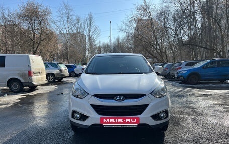 Hyundai ix35 I рестайлинг, 2013 год, 1 350 000 рублей, 2 фотография