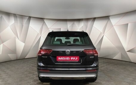 Volkswagen Tiguan II, 2019 год, 2 910 000 рублей, 8 фотография