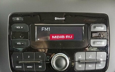 Renault Logan II, 2019 год, 1 250 000 рублей, 14 фотография