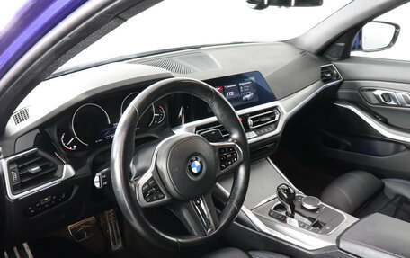 BMW 3 серия, 2019 год, 3 997 000 рублей, 12 фотография