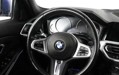 BMW 3 серия, 2019 год, 3 997 000 рублей, 13 фотография