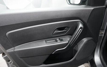 Renault Duster, 2022 год, 1 730 000 рублей, 9 фотография