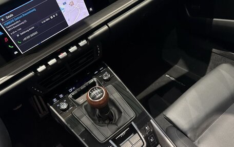 Porsche 911, 2025 год, 27 290 000 рублей, 14 фотография