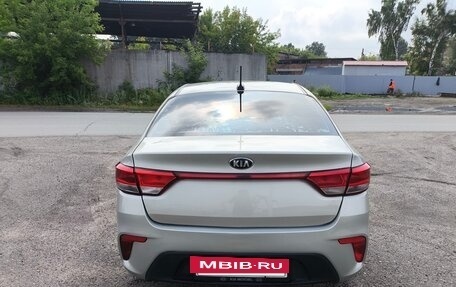 KIA Rio IV, 2019 год, 900 000 рублей, 4 фотография