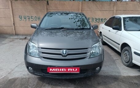 Toyota Ist II, 2004 год, 600 000 рублей, 3 фотография