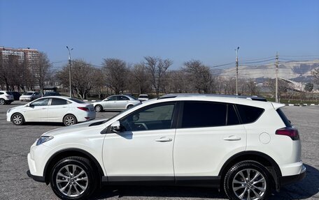 Toyota RAV4, 2017 год, 3 150 000 рублей, 8 фотография