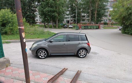 Toyota Ist II, 2004 год, 600 000 рублей, 6 фотография