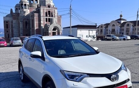 Toyota RAV4, 2017 год, 3 150 000 рублей, 3 фотография