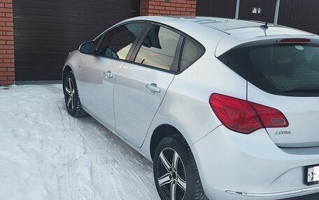 Opel Astra J, 2013 год, 610 000 рублей, 6 фотография