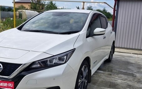 Nissan Leaf II, 2018 год, 1 400 000 рублей, 13 фотография