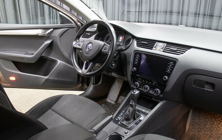 Skoda Octavia, 2017 год, 2 098 000 рублей, 11 фотография