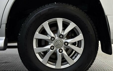 Toyota Land Cruiser 200, 2015 год, 4 499 000 рублей, 18 фотография