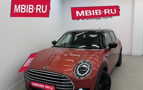 MINI Clubman, 2019 год, 2 950 000 рублей, 1 фотография