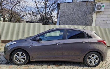 Hyundai i30 II рестайлинг, 2012 год, 750 000 рублей, 2 фотография