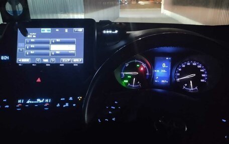 Toyota C-HR I рестайлинг, 2017 год, 1 750 000 рублей, 6 фотография