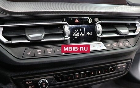 BMW 1 серия, 2021 год, 1 894 000 рублей, 10 фотография