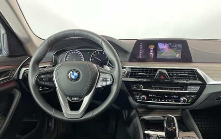 BMW 5 серия, 2019 год, 3 652 000 рублей, 12 фотография