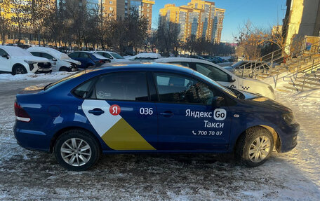 Volkswagen Polo VI (EU Market), 2019 год, 700 000 рублей, 3 фотография