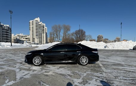Toyota Camry, 2018 год, 2 590 000 рублей, 7 фотография