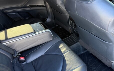 Toyota Camry, 2018 год, 2 590 000 рублей, 12 фотография