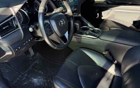 Toyota Camry, 2018 год, 2 590 000 рублей, 11 фотография