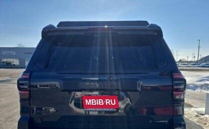 Toyota 4Runner, 2026 год, 11 600 000 рублей, 6 фотография