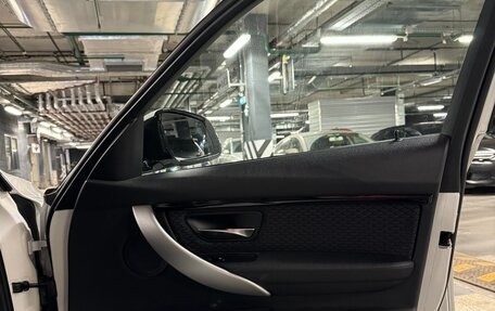 BMW 3 серия, 2015 год, 3 000 000 рублей, 16 фотография