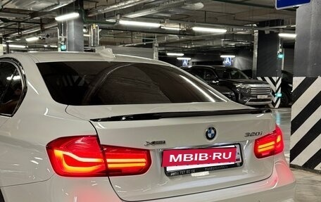 BMW 3 серия, 2015 год, 3 000 000 рублей, 32 фотография