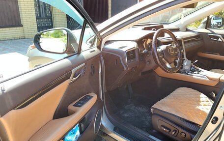 Lexus RX IV рестайлинг, 2018 год, 3 880 000 рублей, 10 фотография