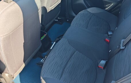 Hyundai Solaris II рестайлинг, 2016 год, 1 250 000 рублей, 14 фотография