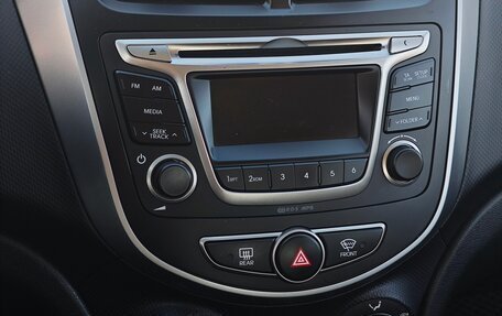 Hyundai Solaris II рестайлинг, 2016 год, 1 250 000 рублей, 21 фотография